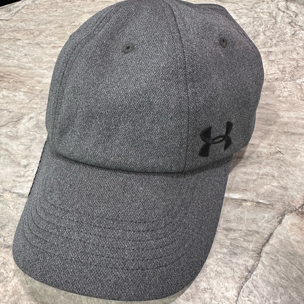 Under Armour Baseball Caps - Set of 4 - Picture 6 of 9